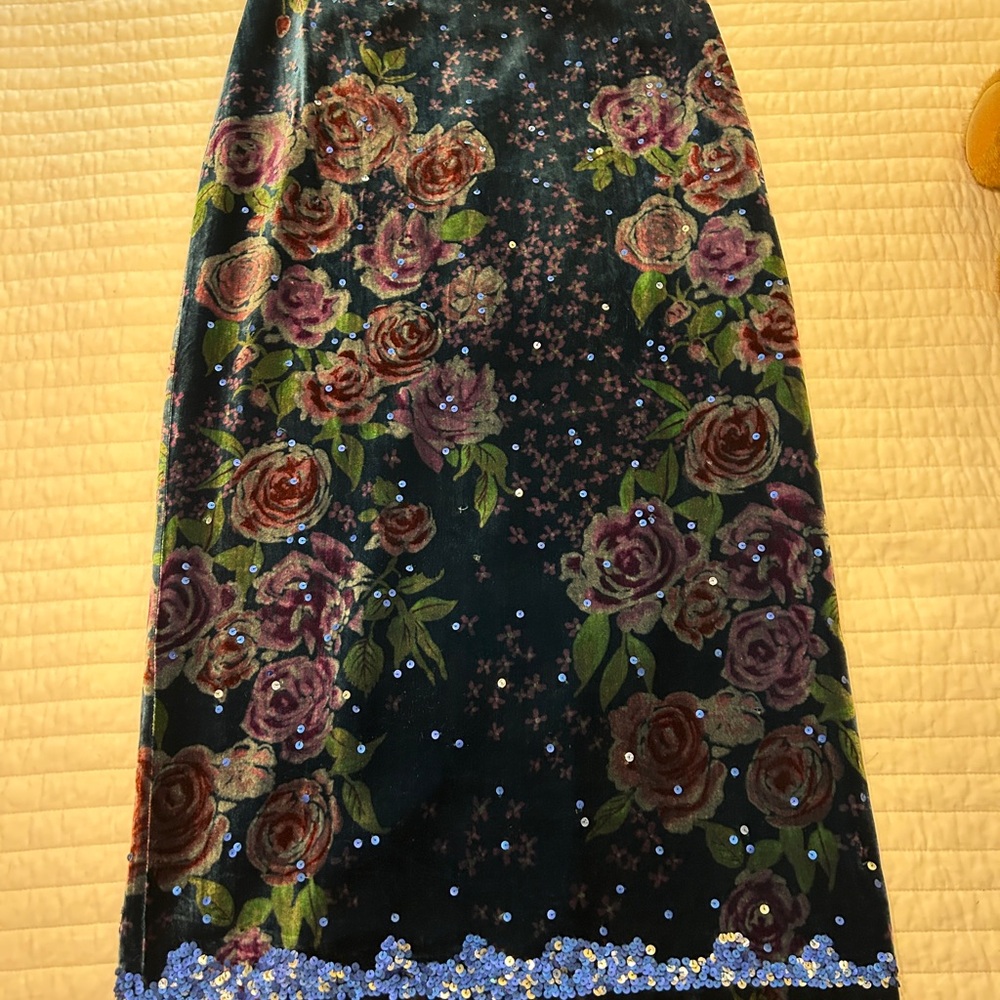 Relisted-Blue Sequin Embellished Midi Pencil Skirt